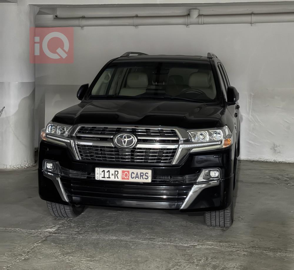 تويوتا لاندكروزر